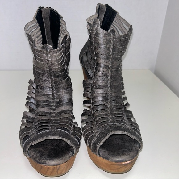 Sbicca Yani Huarache Charcoal Leather Zip Platform Chunky Block Heel Sandal - Picture 2 of 11